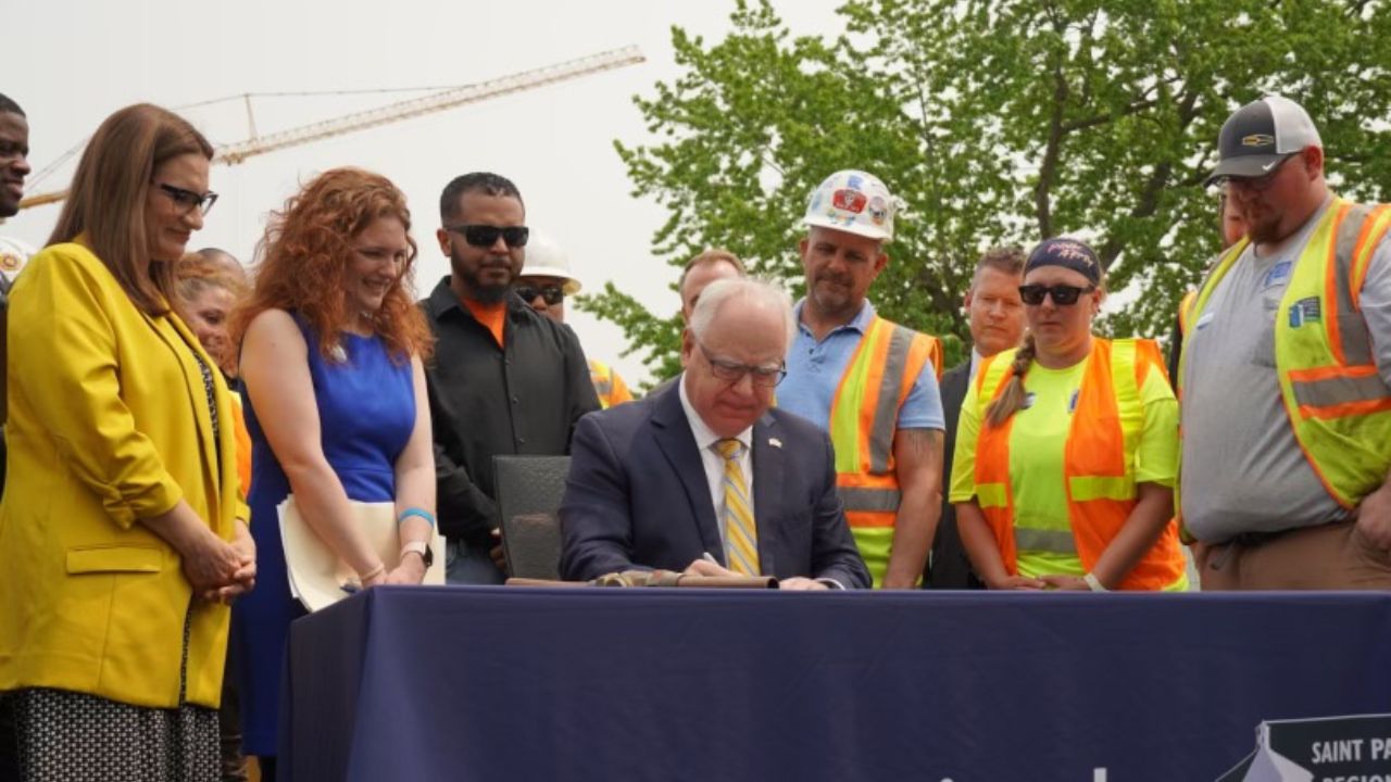 Gov. Walz signs lead pipe replacement bill – ABC 6 News