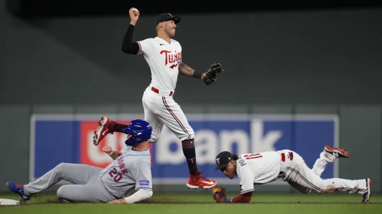 Twins star shortstop Carlos Correa likely out until at least